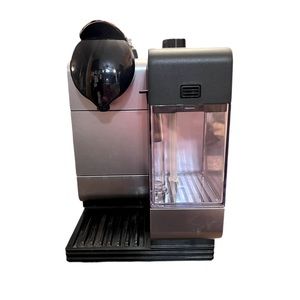 Nespresso Delonghi